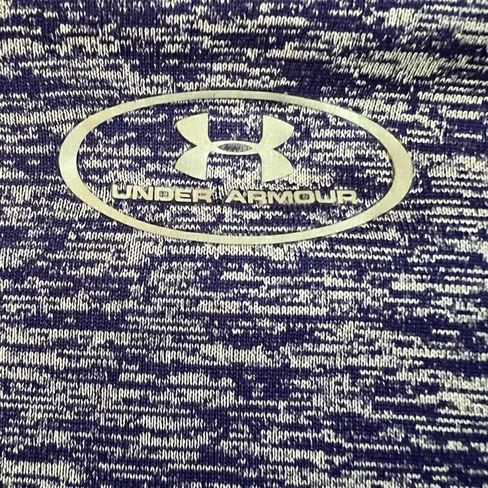 Under Armor Top - Picture 6 of 7